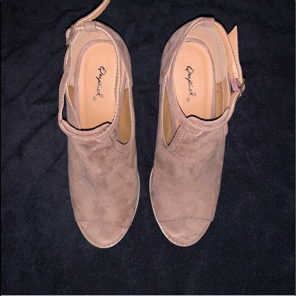 Open toe booties - Picture 2 of 6